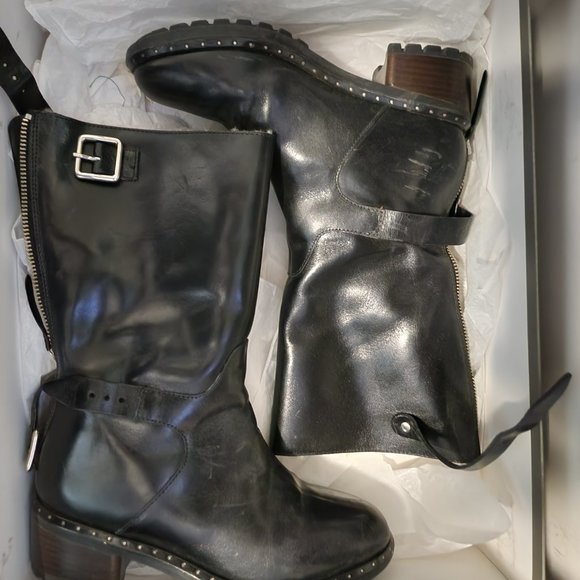 Ugg Collection - Picture 4 of 6
